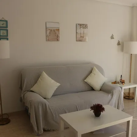 Vera Mar 5 Front Line Apartment *